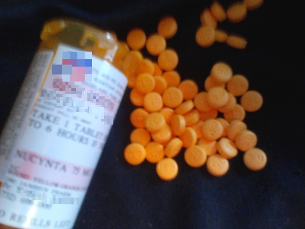 75 mg Nucynta (tapentadol) tablets. [Rotellam1/Wikimedia]