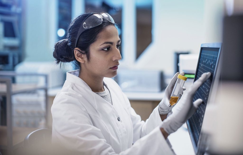 Woman Parexel in Lab