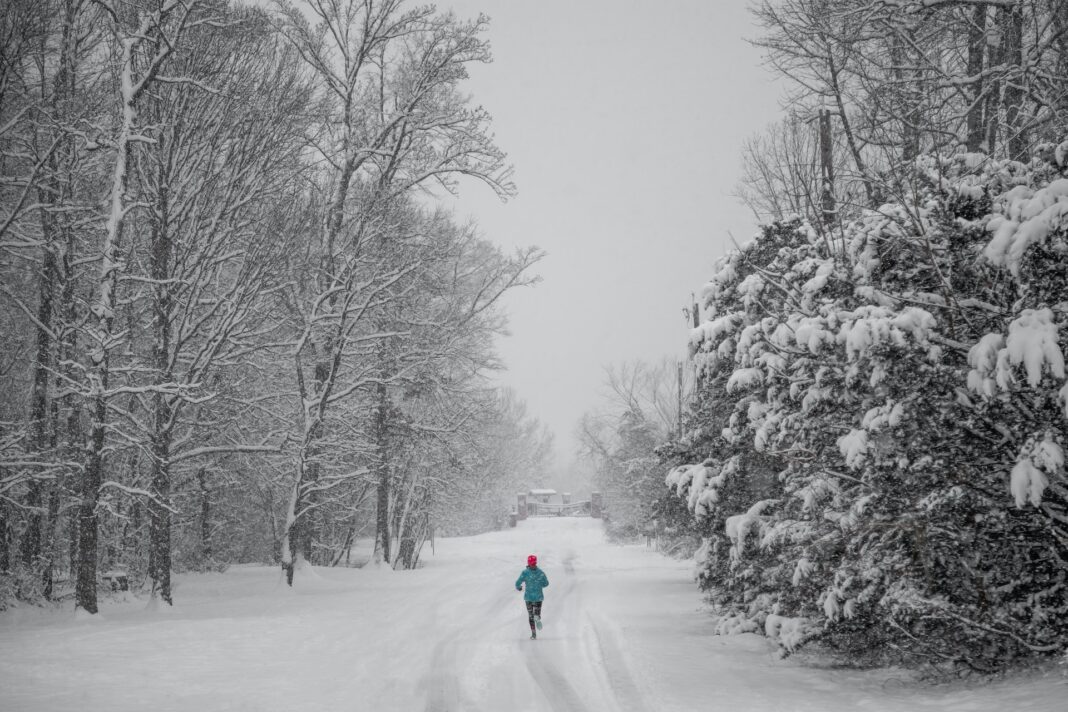 Exercising in snow https://unsplash.com/photos/HMzf07JA7Hk